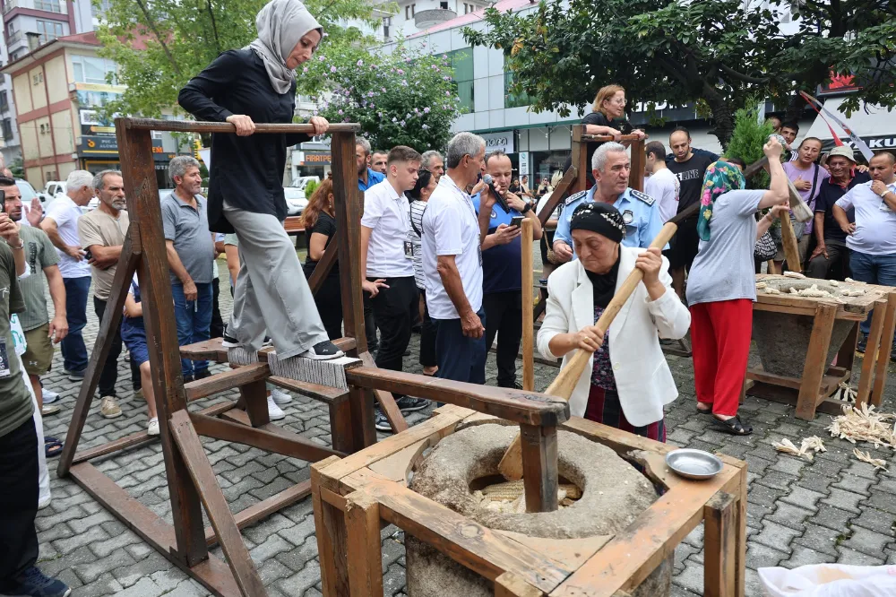 Arhavi Festivalinin Kültürel Yarışmalarında Katılımcılar Yetenek ve Hünerlerini Sergiledi