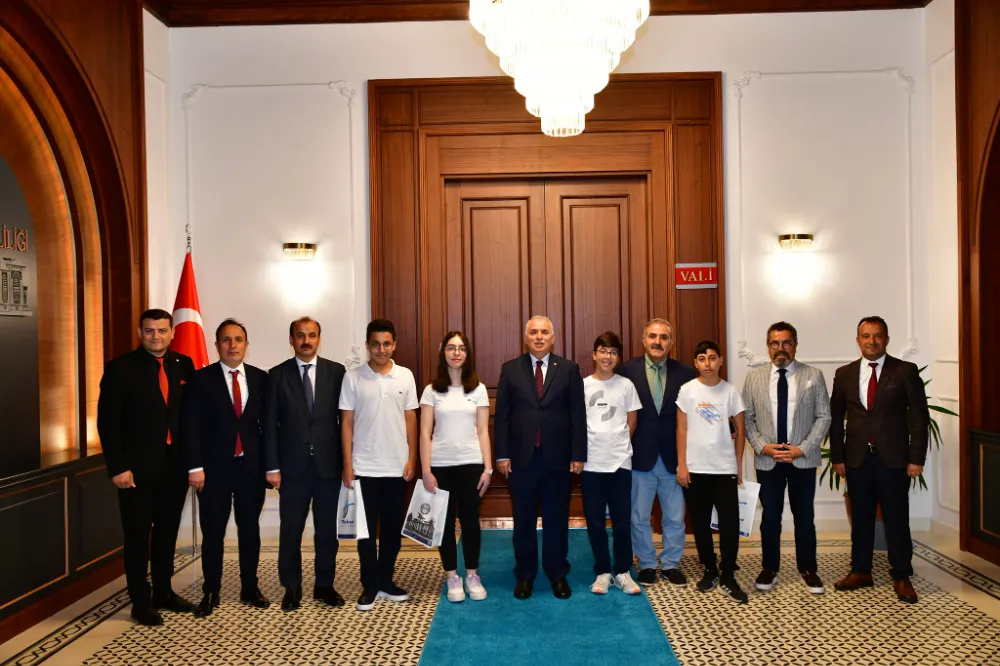 Öğrencileri Tebrik Eden Vali Yıldırım: Başarı Bir Ekip İşidir