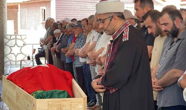 Eski Tunca Belediye Başkanı Naci Aytemiz Toprağa Verildi