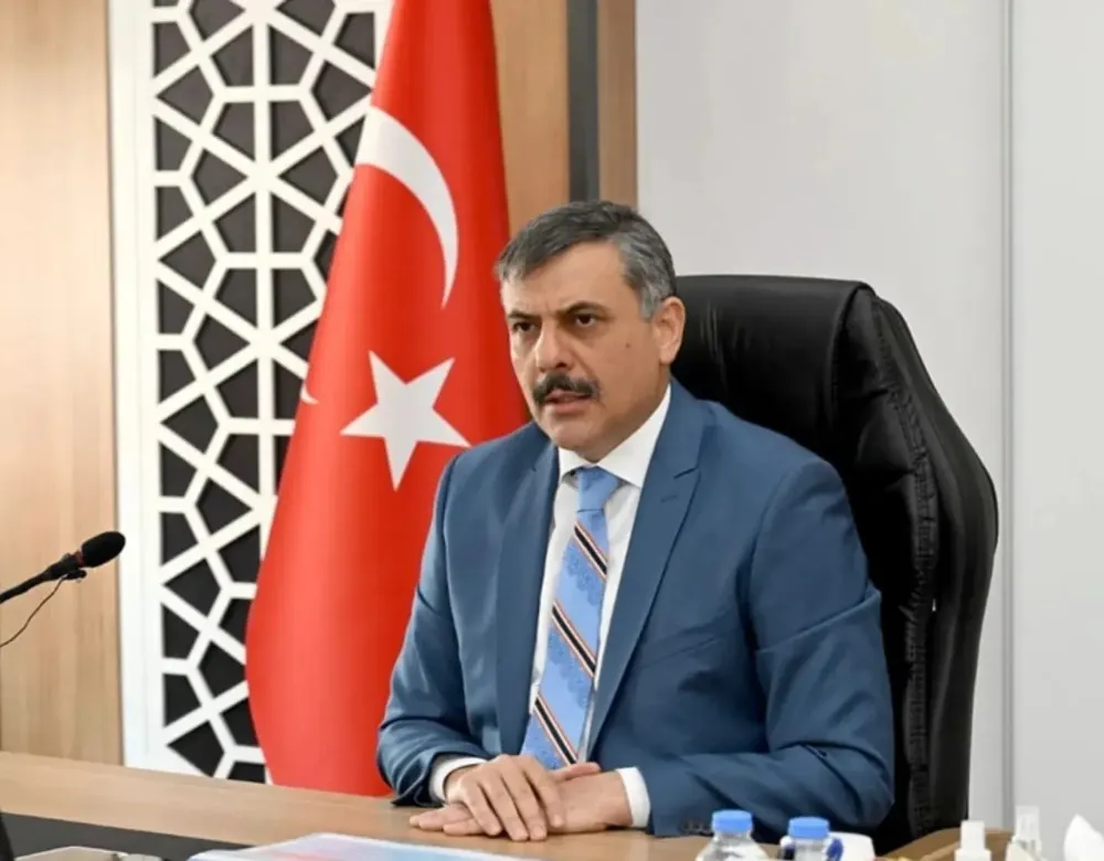 Erzurum’da Mahalle Muhtarları ile Huzur Toplantısı: Güvenlik ve Asayiş Konuları Görüşüldü