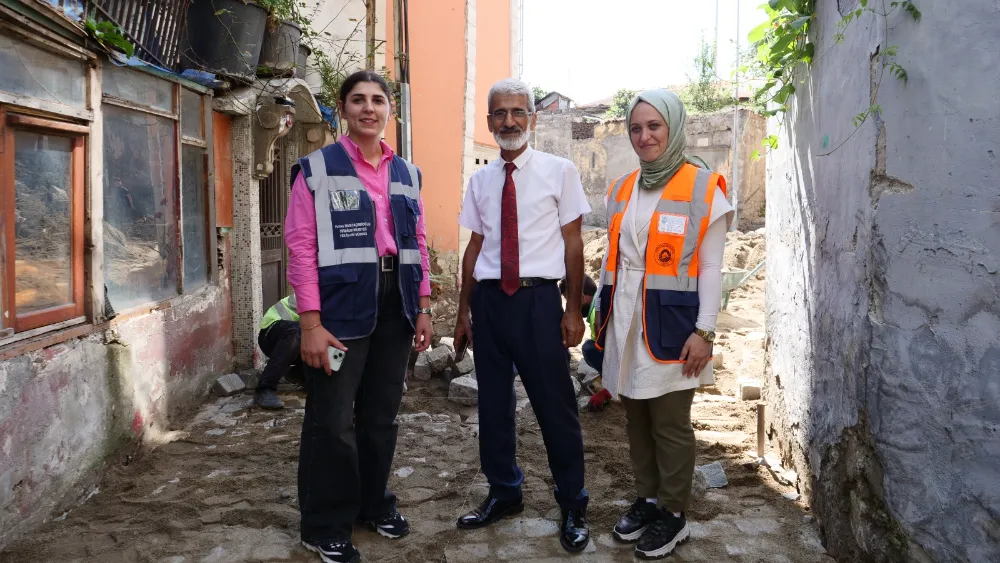 Suriçi Mevkiinde Tarihi Arnavut Kaldırımı Uygulaması Başladı