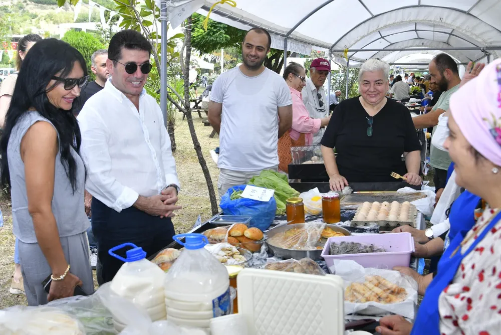 Ortahisar Belediye Başkanı Kaya, Yeni Köy Ürünleri Pazarı’nı Ziyaret Etti