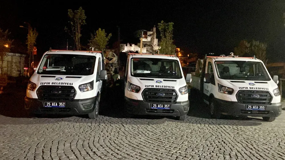 İspir Belediyesi, Süt Toplama Filosunu Üç Araç Daha ile Güçlendirdi