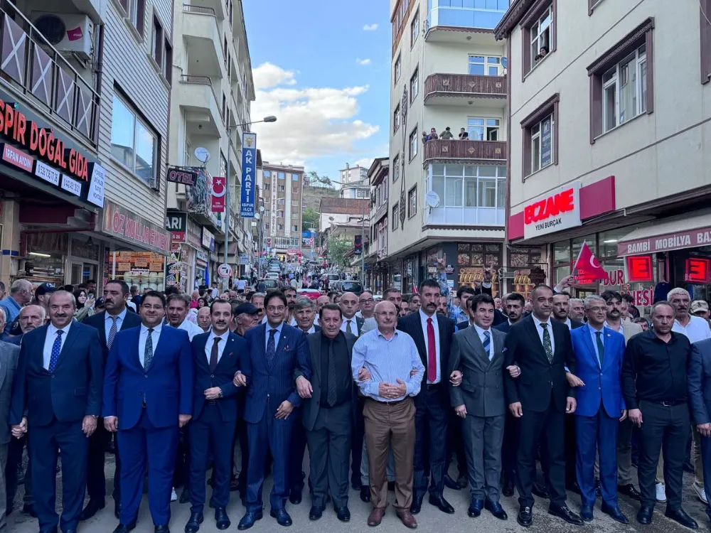 Uluslararası İspir Panayırı’nda Mustafa Yıldızdoğan Rüzgarı