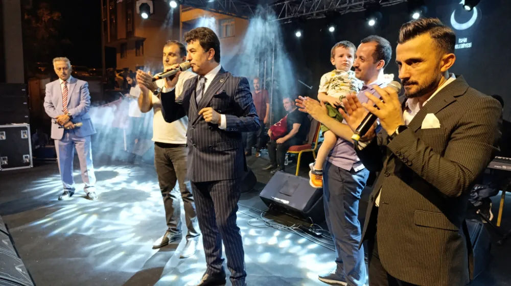 Tarihi İspir Deri Panayırı Coşkulu Bir Şekilde Devam Ediyor