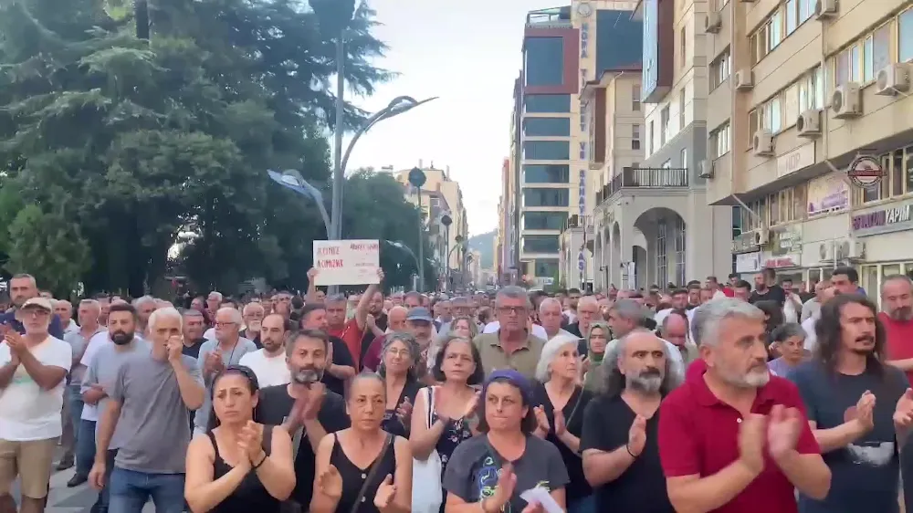 Hopa’da Doğasını Savunan Köylülere Yapılan Saldırı Protesto Edildi