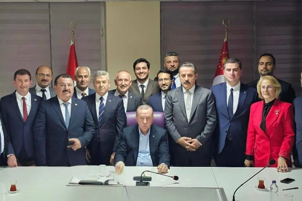 Cumhurbaşkanı Erdoğan, Artvin Heyetini Rize’de Kabul Etti
