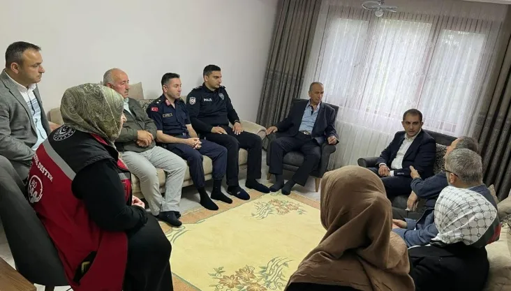 Of’ta Gazi Ziyareti: İbrahim Ethem Bulut ve Ailesi Onurla Ağırlanıldı