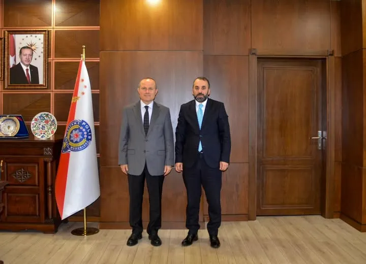 Rize İl Müftüsü Naci Çakmakçı, İl Emniyet Müdürü Murat Türesin’i Ziyaret Etti