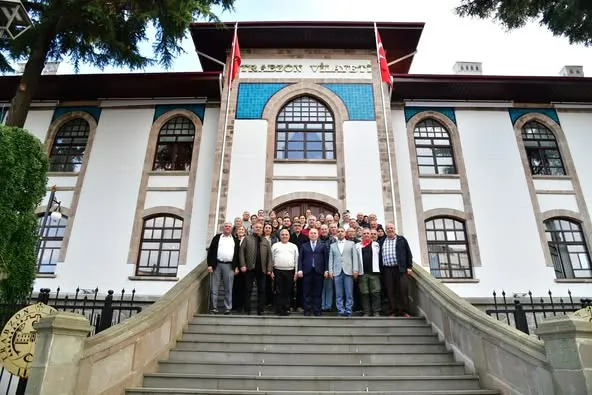 Trabzon Valisi Aziz Yıldırım, Tekirdağ Ergene Muhtarlarını Makamında Kabul Etti
