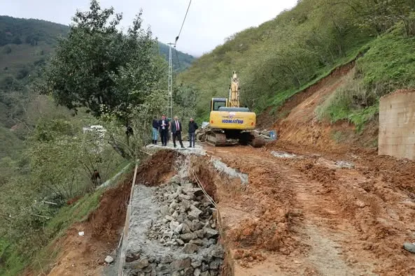 Arsin Belediyesi Fen İşleri Müdürlüğü’nden Yoğun Çalışma Mesaisi