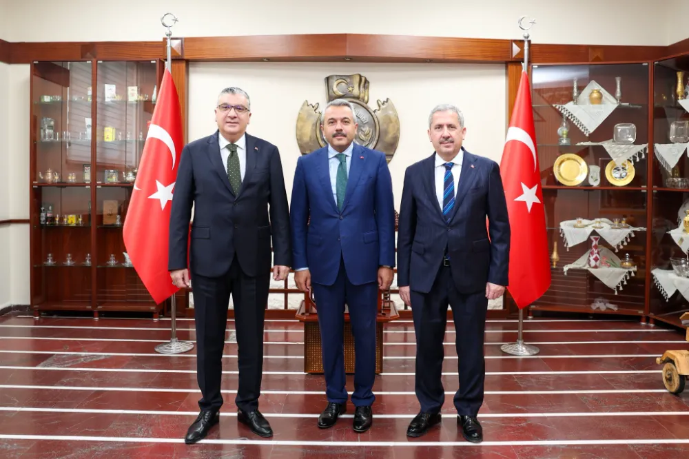 Bakan Yardımcılarından Rize Valiliği’ne Ziyaret