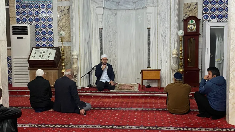 Rize’de Sabah Namazı Buluşması Devam Ediyor