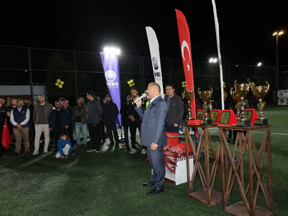 Arsin’de Geleneksel Halı Saha Futbol Turnuvası Finali Büyük Coşkuyla Gerçekleşti