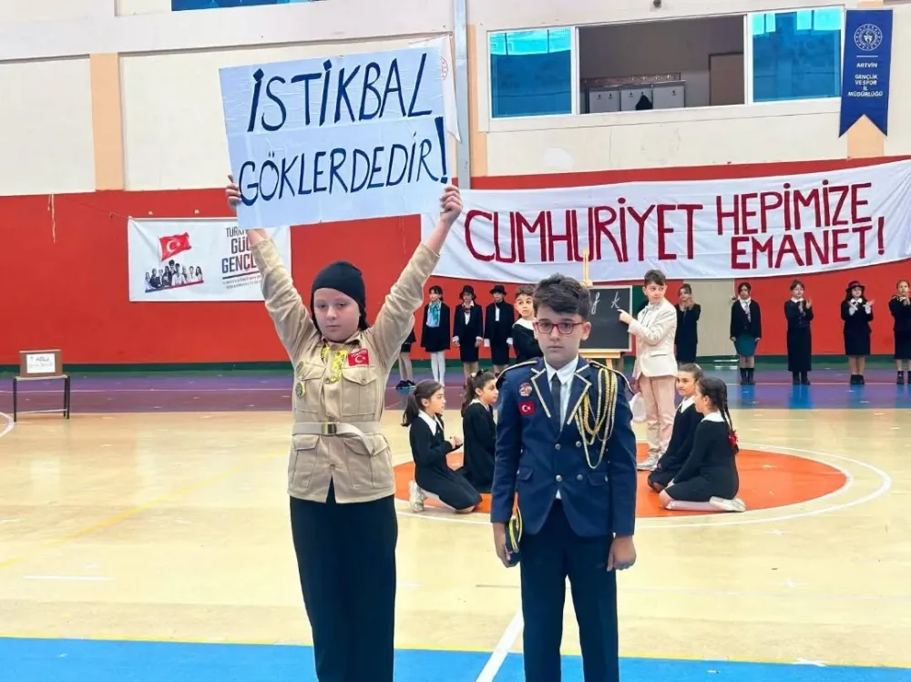 Hopa’da Cumhuriyet Bayramı Coşkuyla Kutlandı