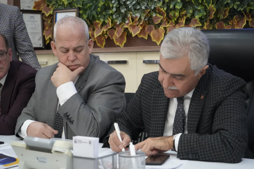 Erzurum Büyükşehir Belediyesi Halk Günü’nde Vatandaşlarla Buluştu