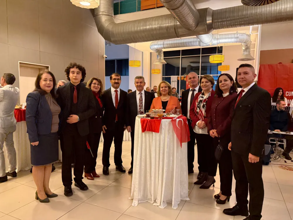 Artvin’de Cumhuriyet Bayramı 102. Yıl Resepsiyonu Düzenlendi