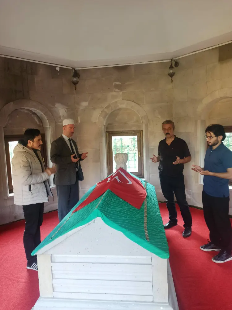 Murgul’de Vefat Eden Din Görevlilerinin Kabirleri Ziyaret Edildi