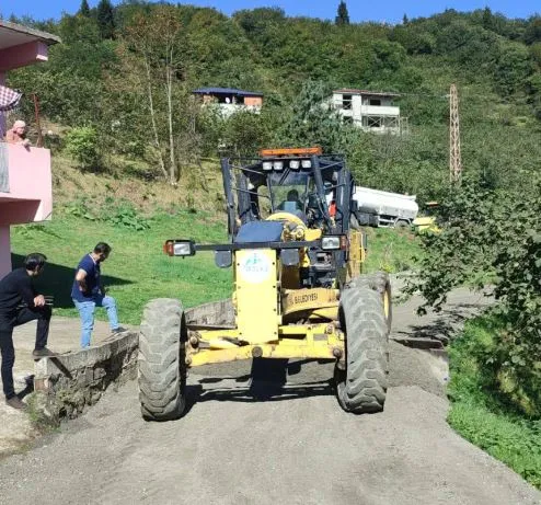 Tosunlu Mahallesi’nde Kuru Beton Yol Çalışmaları Başladı