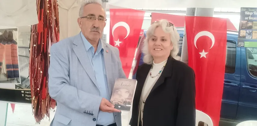 Rizeli Yazar Sonay Atabey Can, Yalova’daki Rizeliler Günü Etkinliğinde Okurlarıyla Buluştu