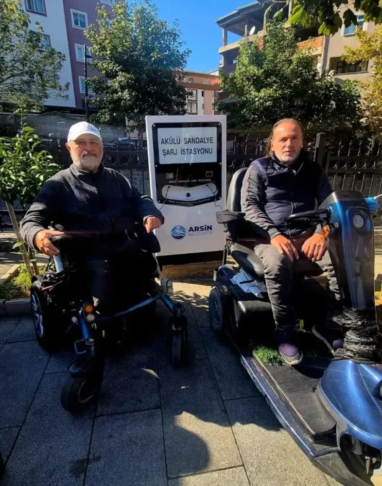 Arsin Belediyesi Sosyal Tesisine Engelli Araçları İçin Şarj İstasyonu Kuruldu