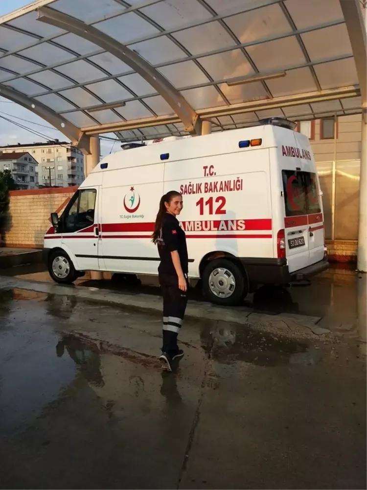 Rize’de Kamyonetin Çarptığı Sağlıkçı Hayatını Kaybetti