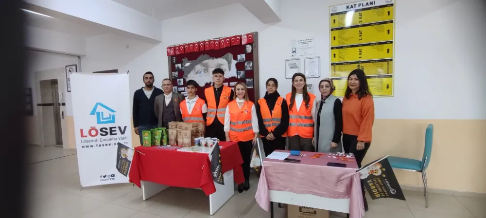 Başkan Tekin çocuklarla bir araya geldi