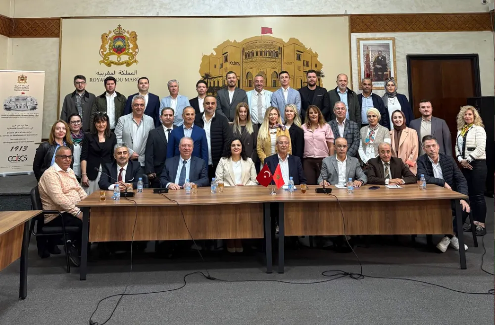 İzmirli iş insanlarından Kazablanka çıkarması