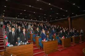 Trabzon Büyükşehir Meclisi’nde Boş Sıralar Dikkat Çekti: 14 Üye İzinli