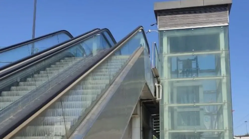 Trabzon Otobüs Terminali Karşısındaki Üst Geçide Engelli Asansörü Yapılacak