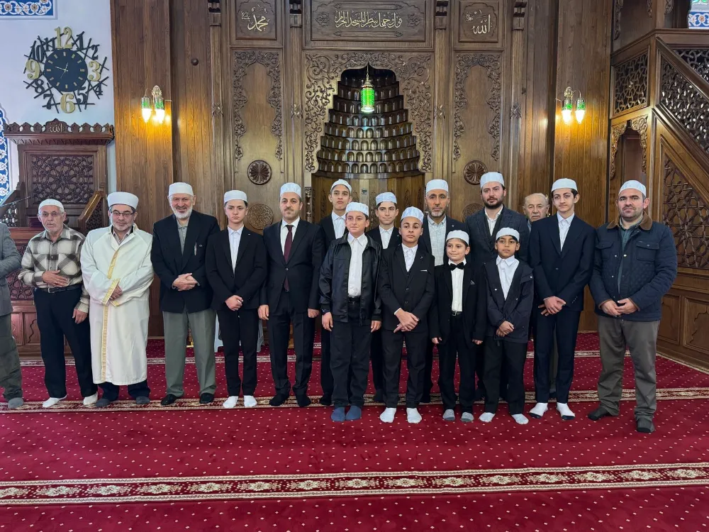 Kur’an hafızlarına belge takdimi