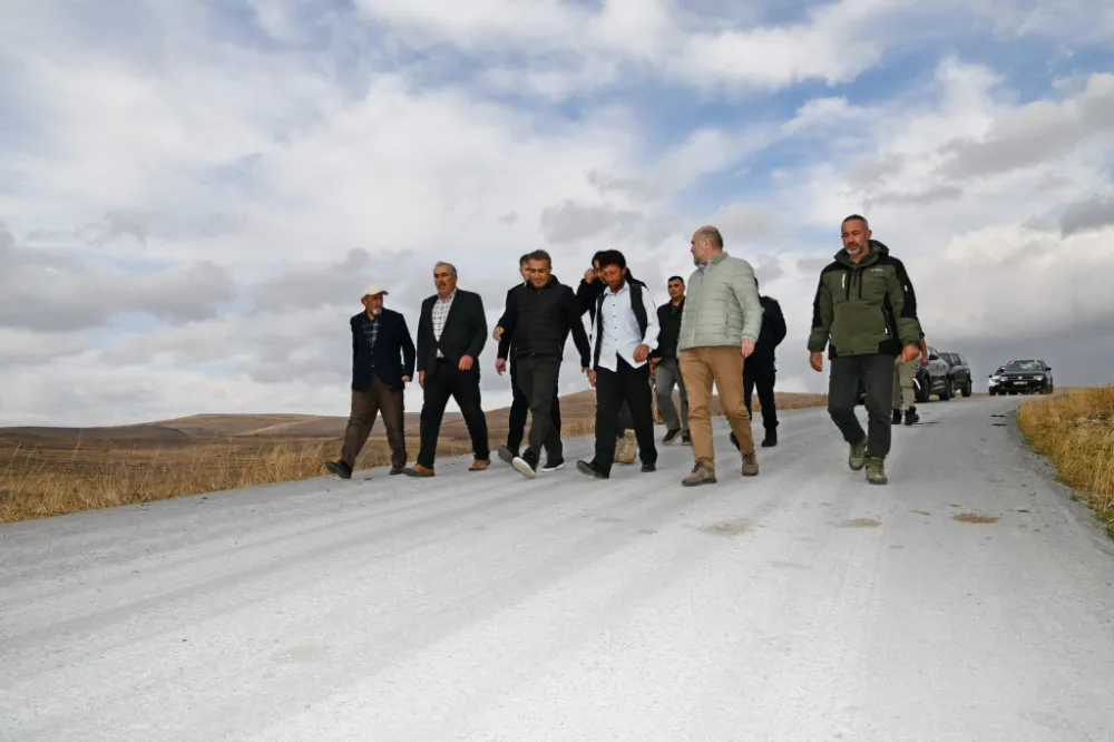 Vali Çiçek, köy yollarını denetledi