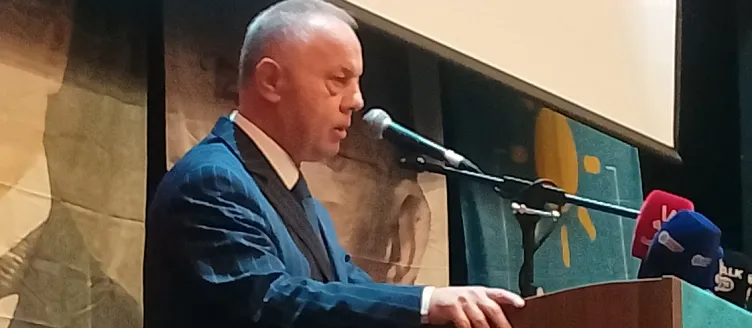 Toptan’dan Başkan Metin’e Sert Eleştiriler: “Rize’yi Sattınız, Sorunları Görmezden Geldiniz”