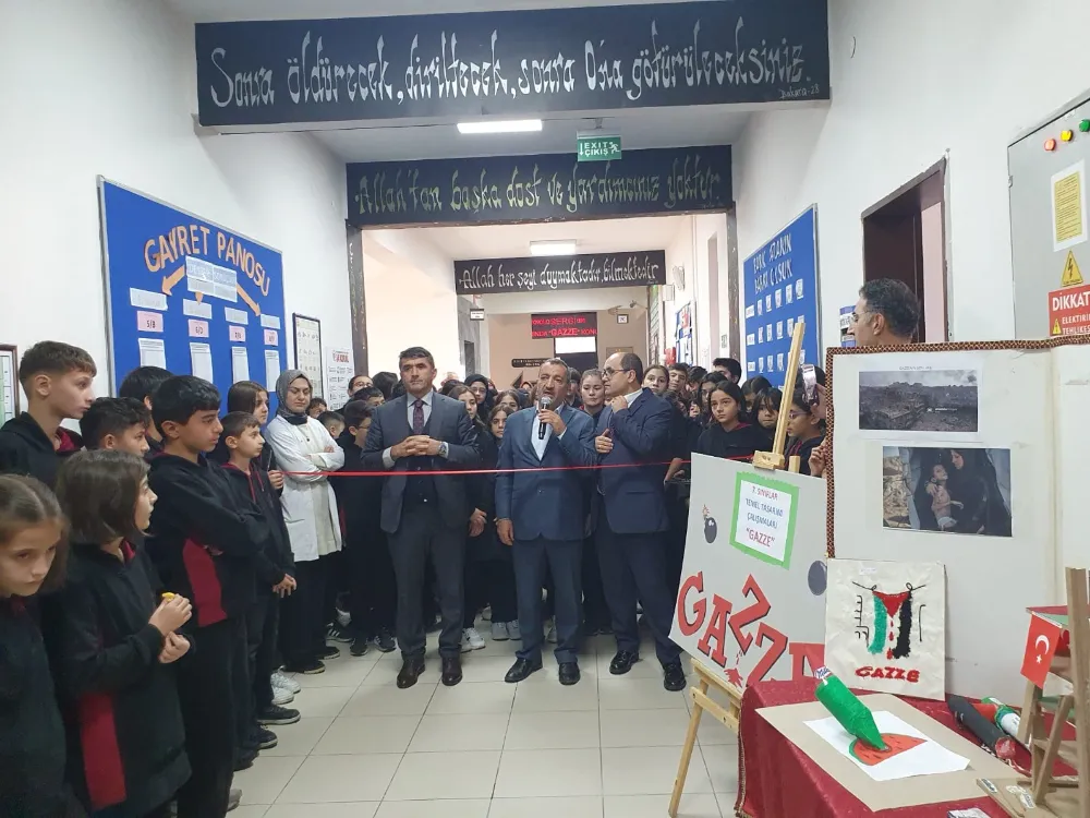 İbrahim Hakkı Kubilay İmam Hatip öğrencilerinden örnek sergi