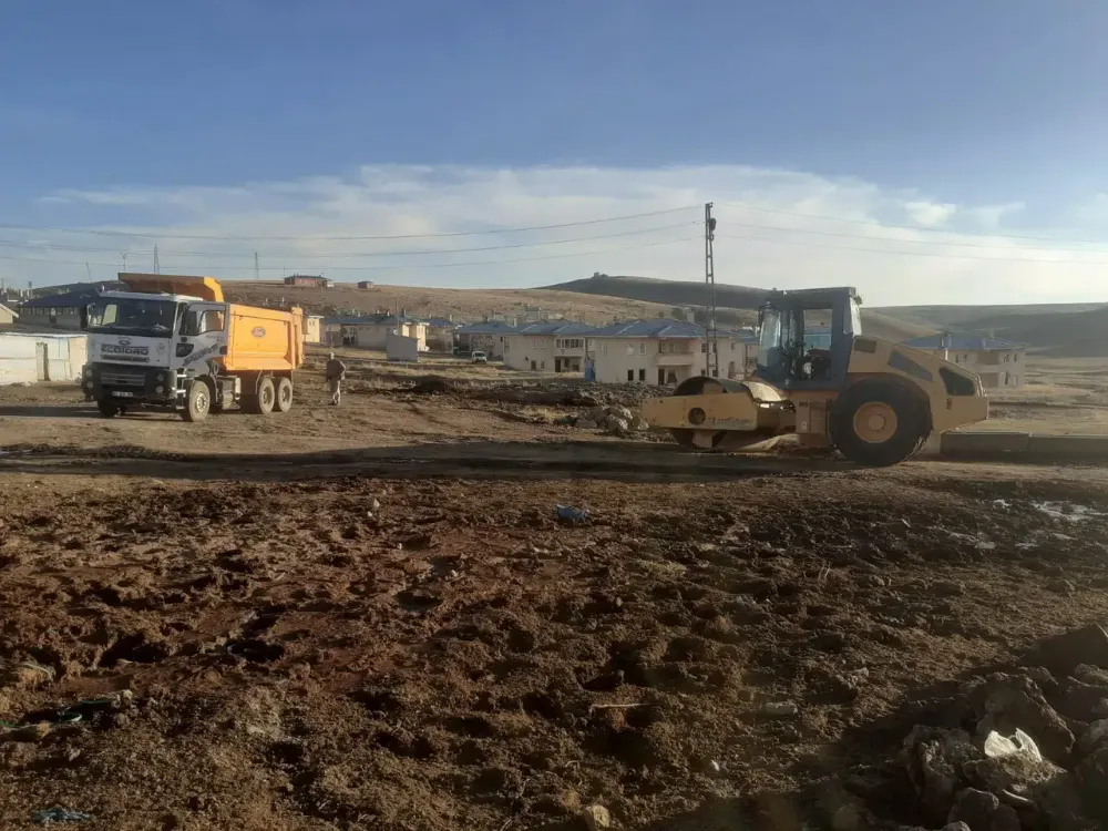 Çat Belediyesi, Kış Öncesi Ulaşımı Güvenli Hale Getiriyor