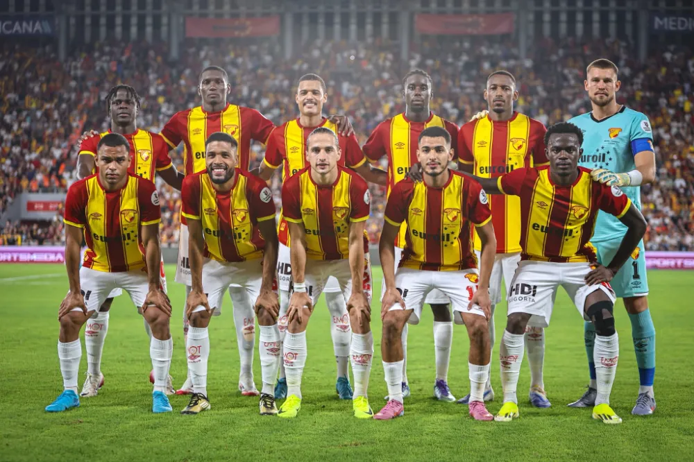 Göztepe savunmada değişiklik yapmaya hazırlanıyor