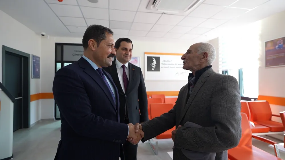 Hataylı aşıktan, devletin şefkatli yüzünü gösteren valiye yürek ısıtan şiir