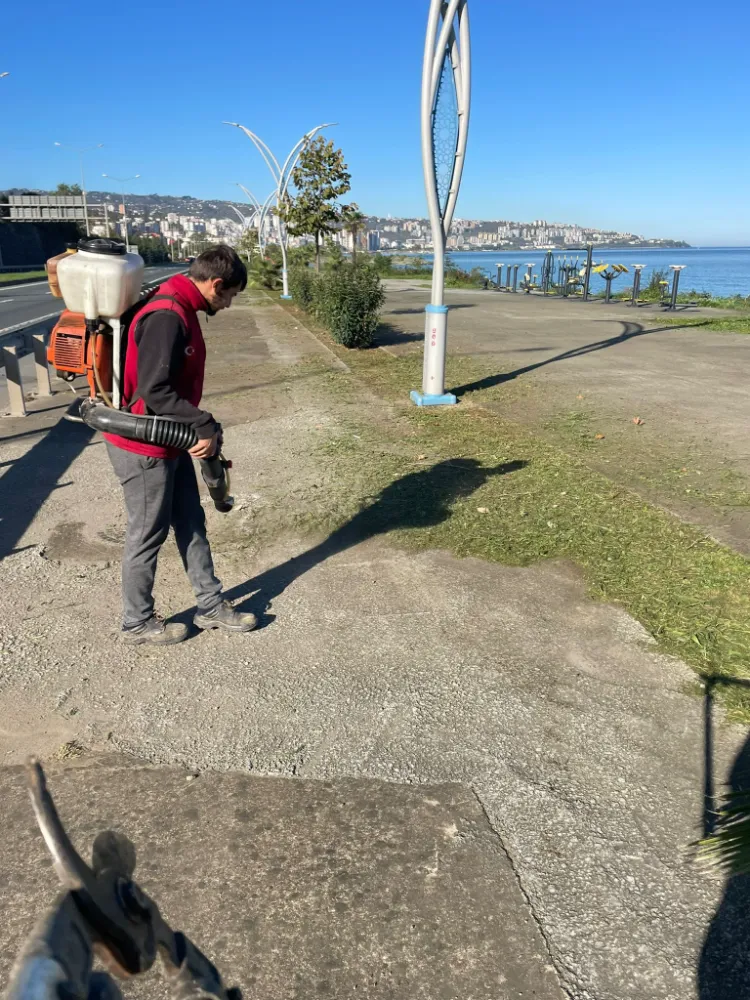 Yomra Belediyesi’nden Çevre ve Peyzaj Çalışmaları