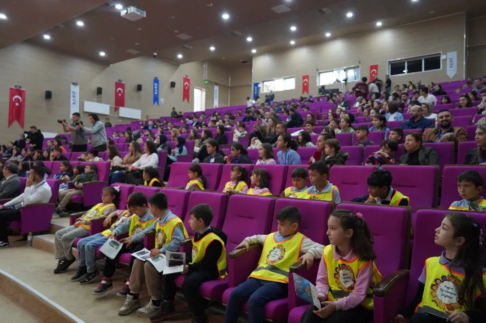 Geleceğin bilim adamları ilk projelerini BARÜ