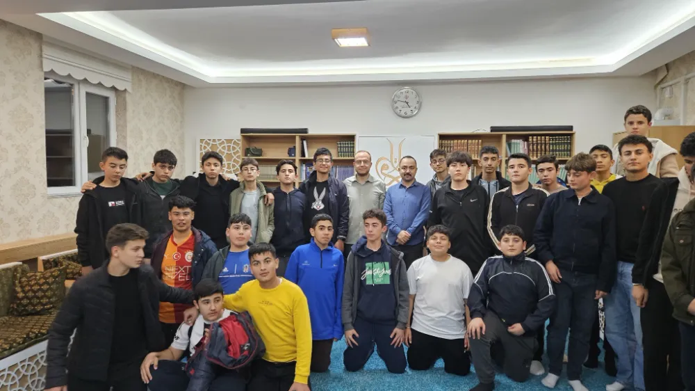 Emirdağ Fen Lisesi öğrencileri Diyanet Gençlik Merkezi