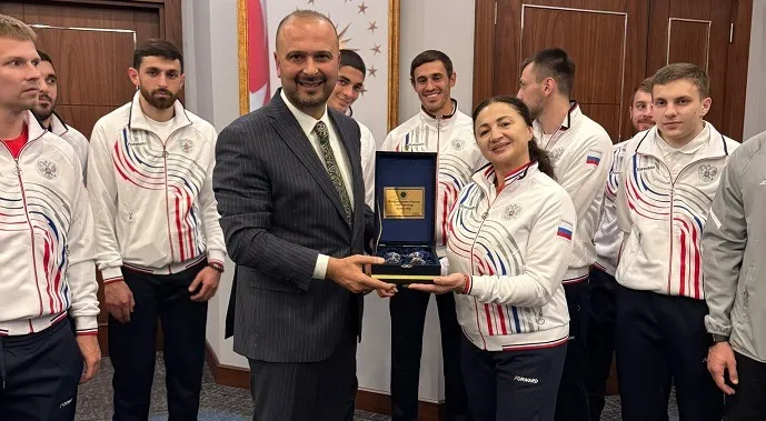 Rusya Paralimpik Milli Takımı’ndan İyidere Belediyesi’ne Ziyaret