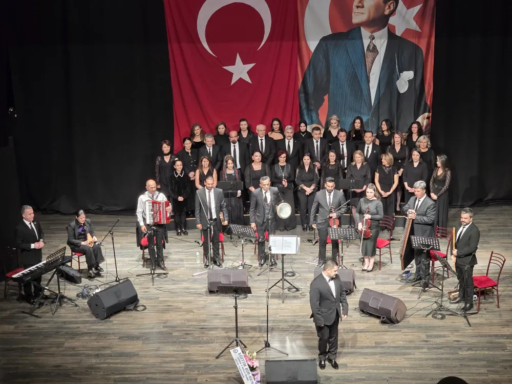 Efeler’de Müzik ve Sanat Akademisi’nden unutulmaz konser