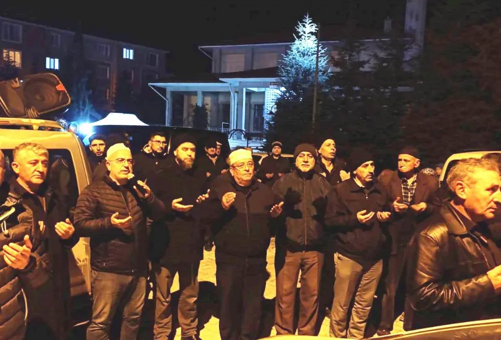 Emet’te 45 umreci dualarla uğurlandı