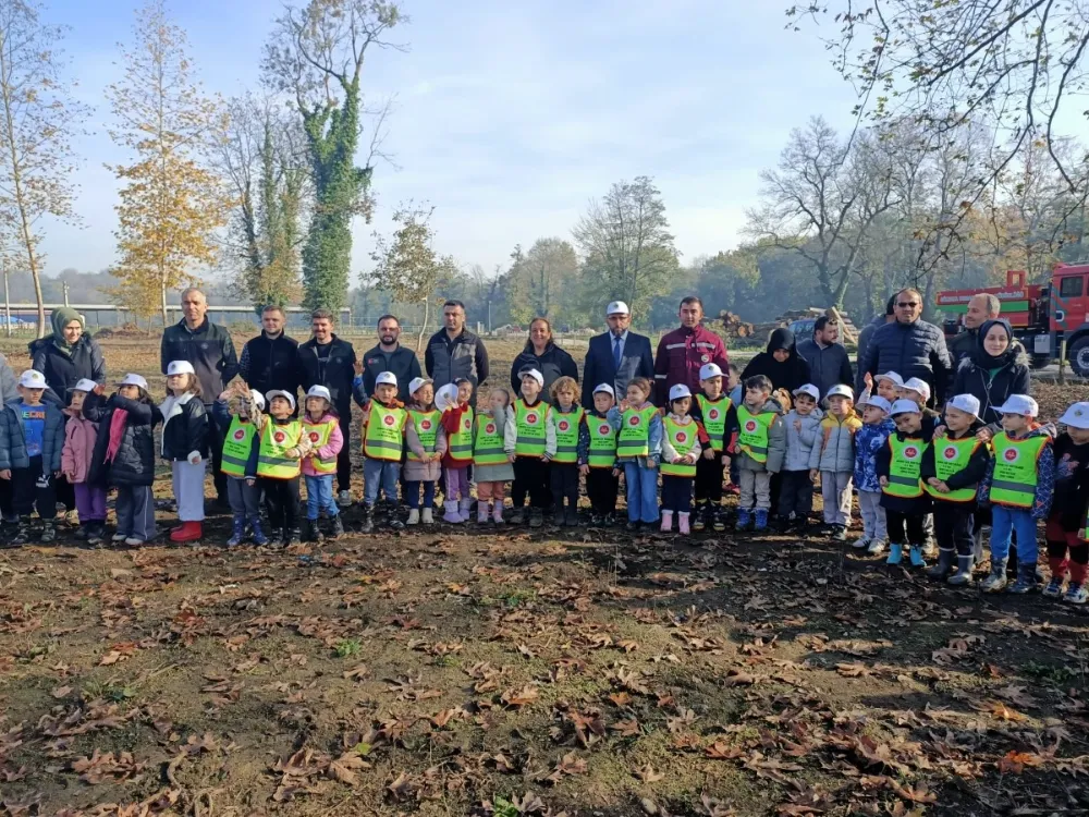 Gölyaka’da 4-6 Yaş Kur’an Kursu Öğrencileri Fidan Dikti