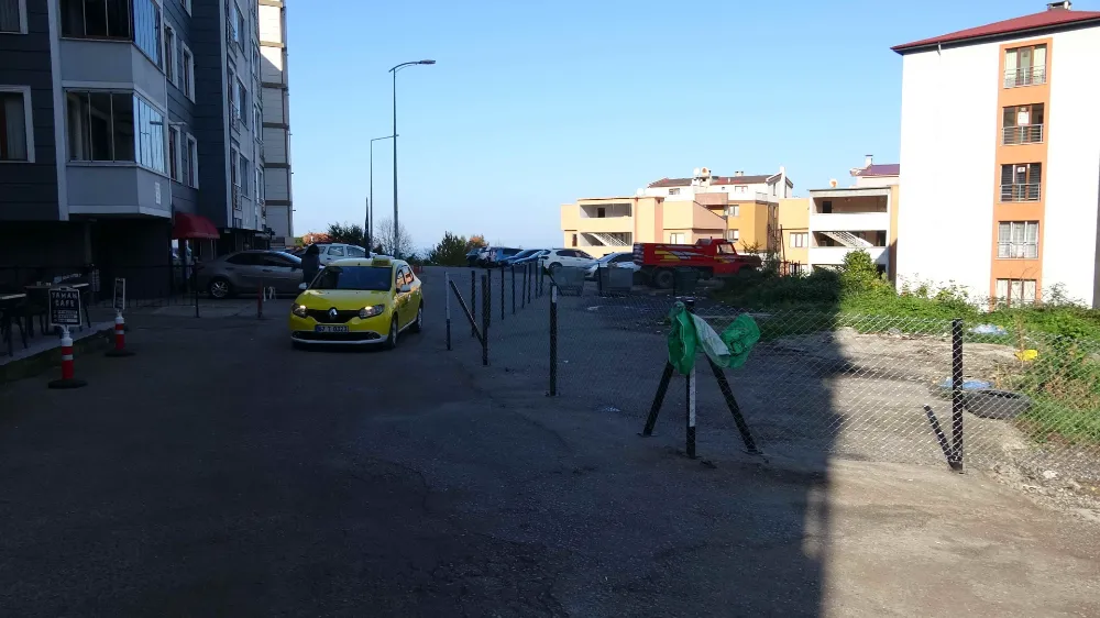 Zonguldak’ta Kamulaştırma Bedeli Ödenmeyen Arazi, Sahipleri Tarafından Çitle Kapatıldı