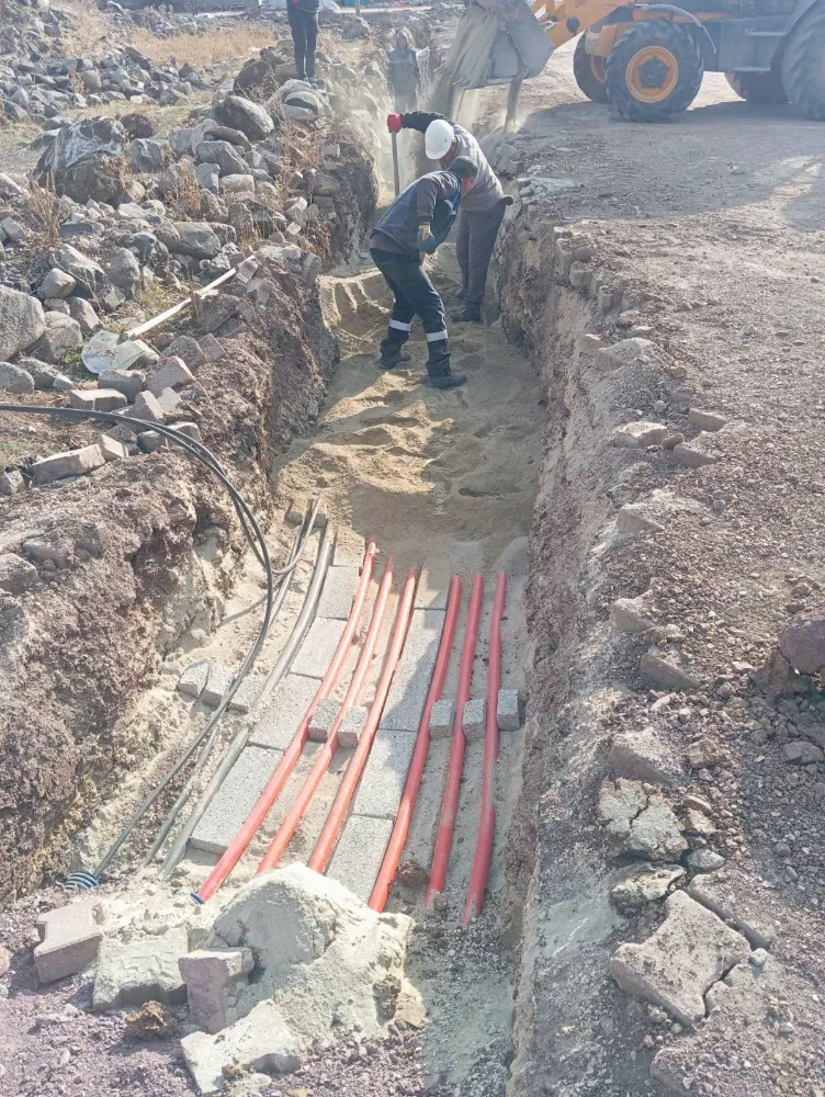 Aras Elektrik, Karayazı’nın Enerji Altyapısını Güçlendirmeye Devam Ediyor