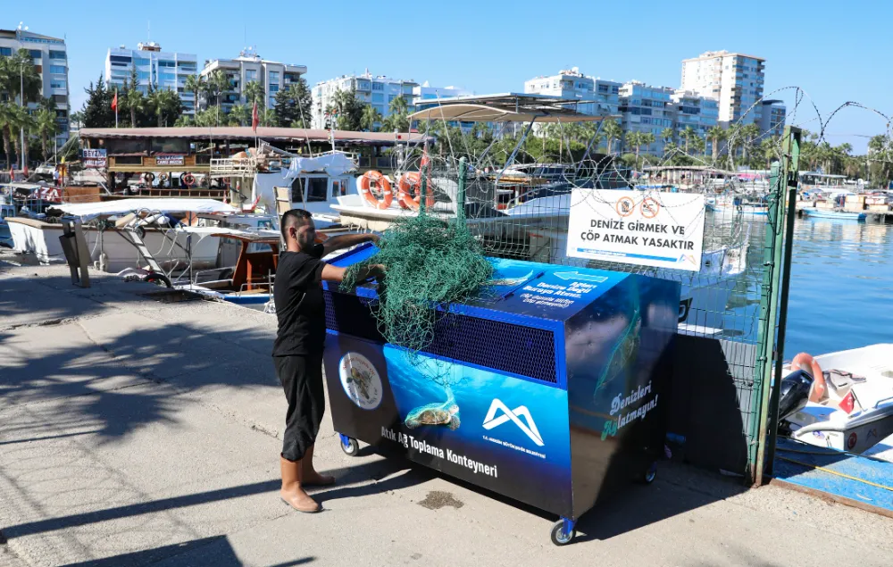 Mersin’de Kullanım Ömrü Dolan Balıkçı Ağları Geri Dönüşüme Kazandırılıyor