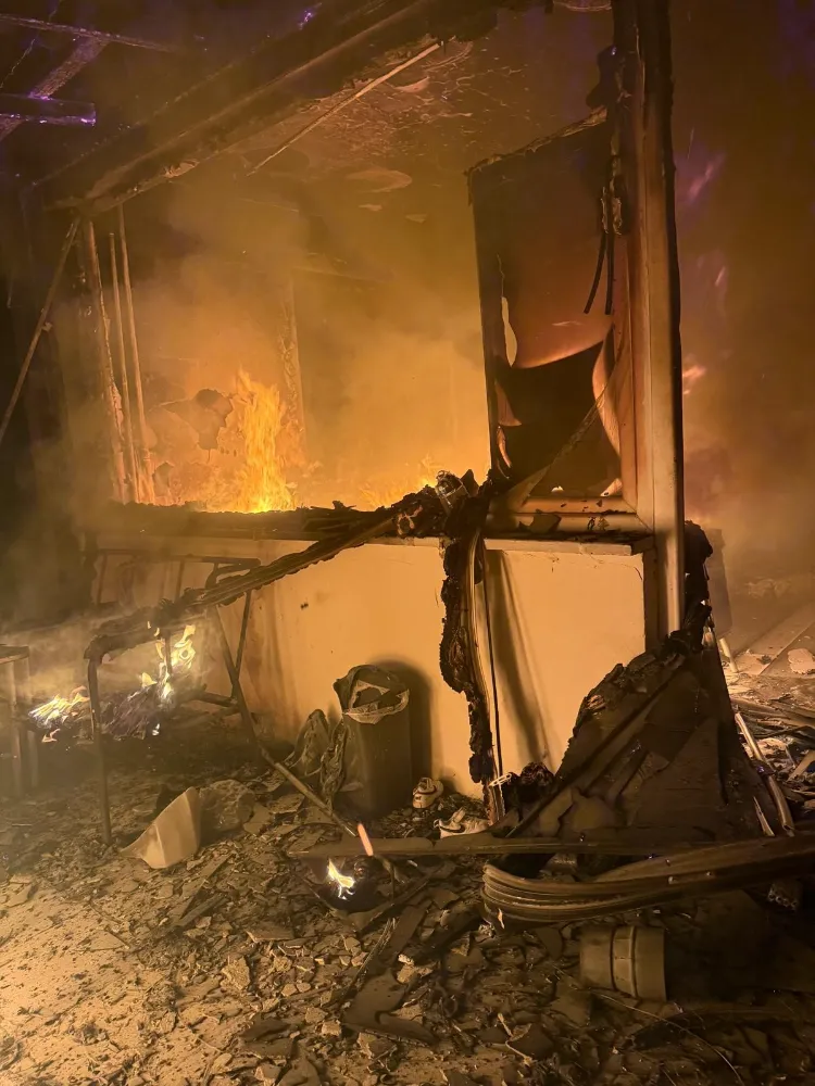 Bolu’da 2 Katlı Evde Yangın: Bir Oda Küle Döndü