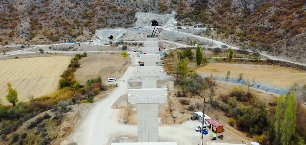 Başkan Büyükkılıç: “Yerköy-Kayseri YHT Projesinde Önemli İlerleme Kaydedildi”