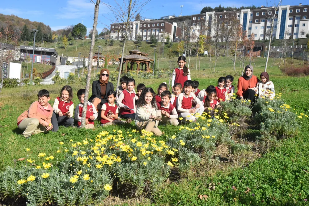 Düzce Üniversitesi Botanik Bahçesi Minik Ziyaretçilerini Ağırladı